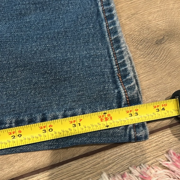 Levis low rise flare jeans - Picture 6 of 6